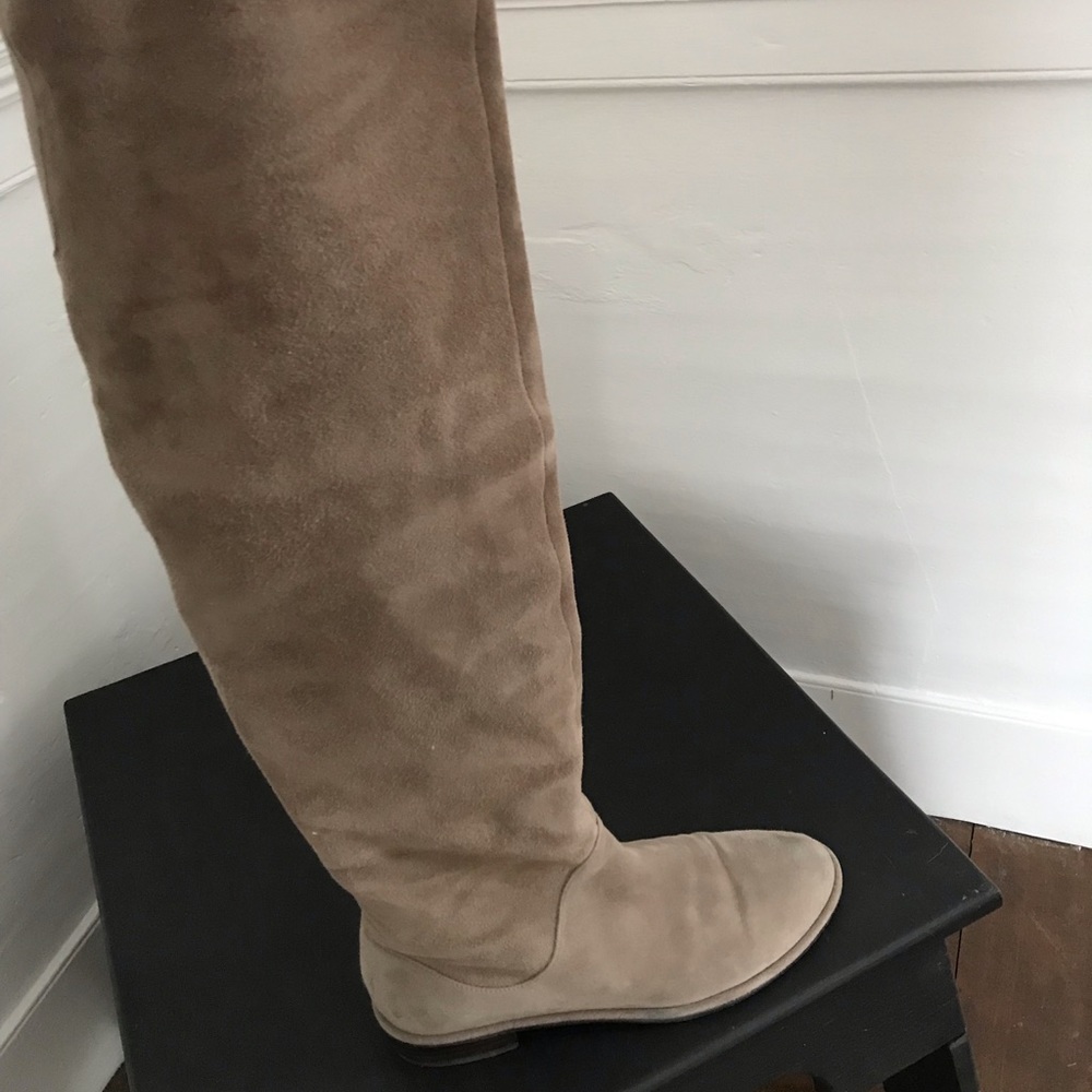Fangirl Boots in Praline Suede, Stuart Weitzman - Picture 6 of 12